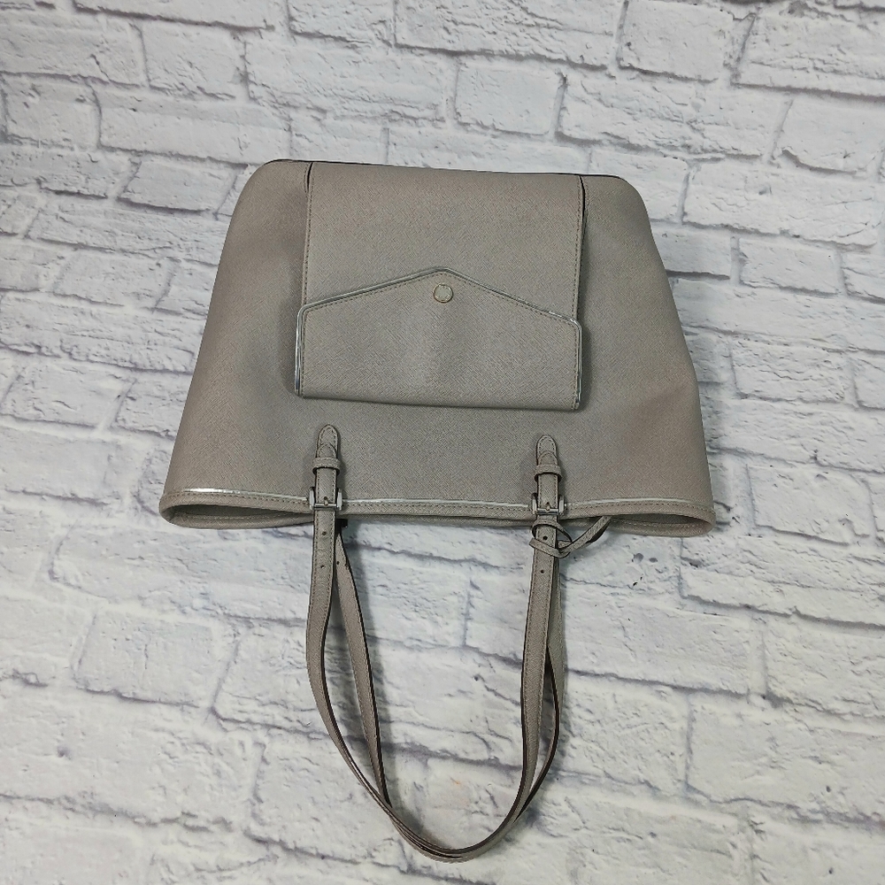 Michael Kors safiano leather tote bag - Picture 14 of 15